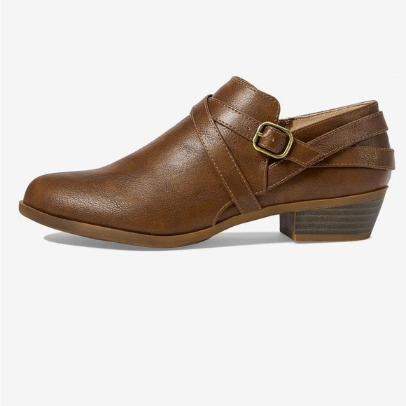 Life strides Velocity 2.0 Adley bootie in Whiskey Smooth size 6.5. - Picture 4 of 7